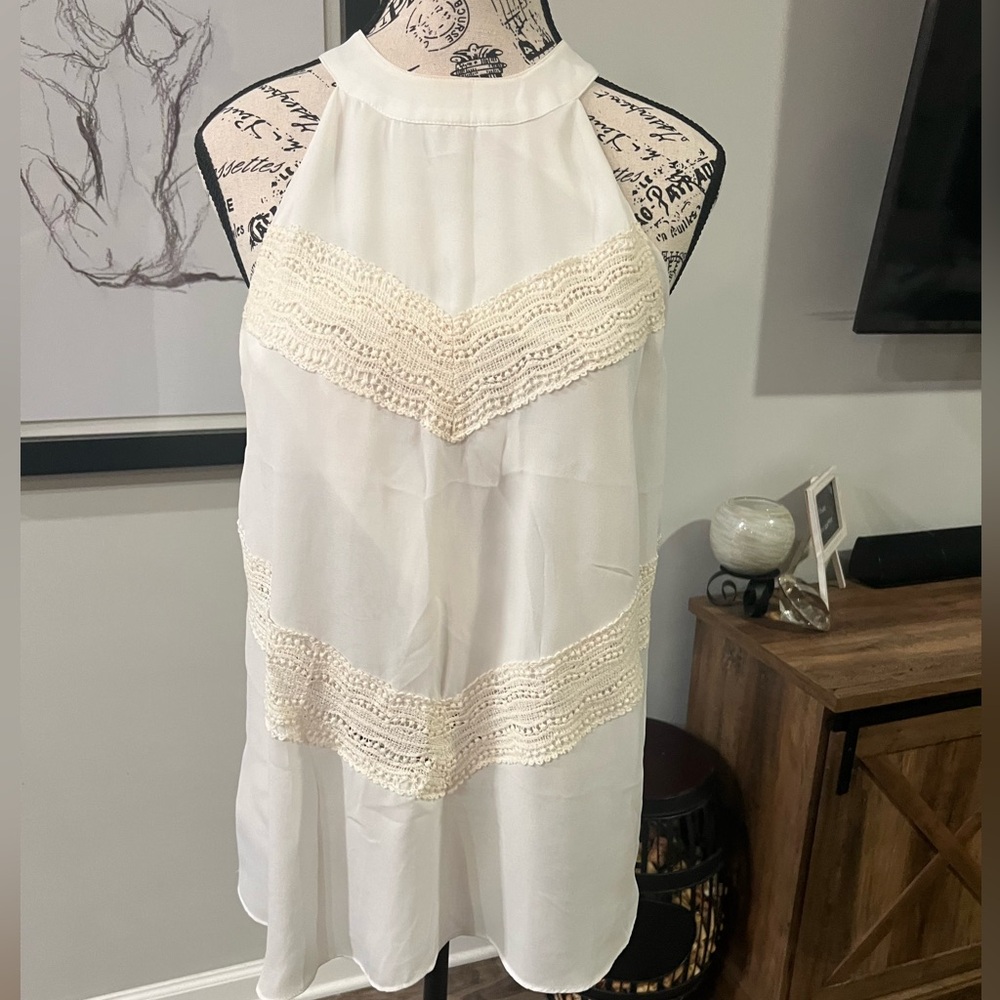 White blouse tank top with cream stitched pattern size XS